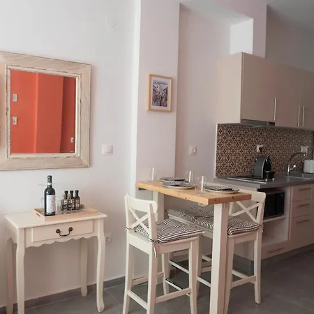 3c's Thess At The Old Frankish Quarter - Ladadika/ Merchant's Square Apartment Thessaloniki
