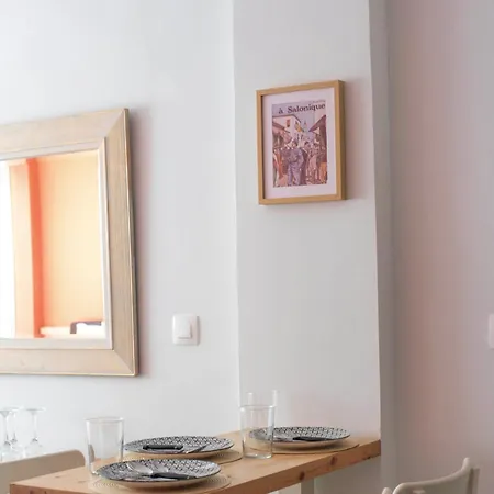 3c's Thess At The Old Frankish Quarter - Ladadika/ Merchant's Square Apartment